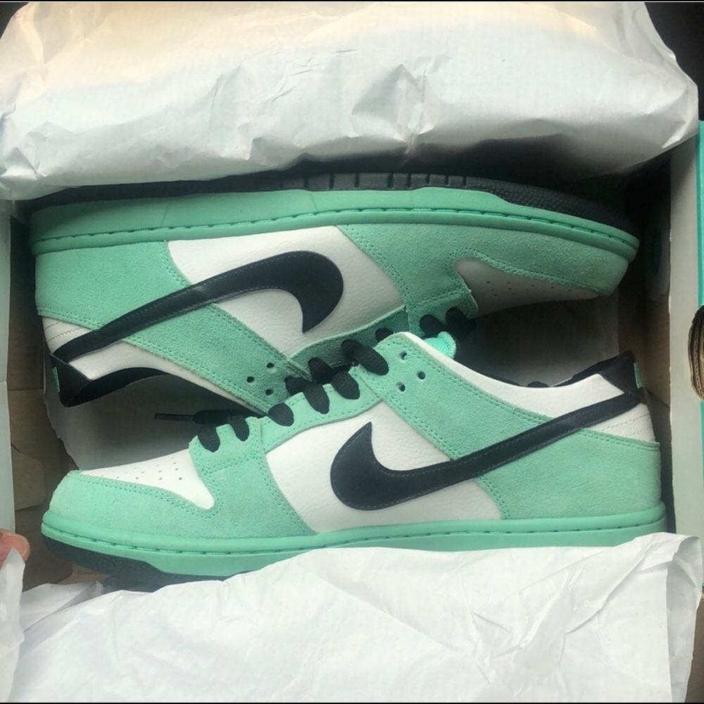 Nike SB Dunk Low Sea Crystal